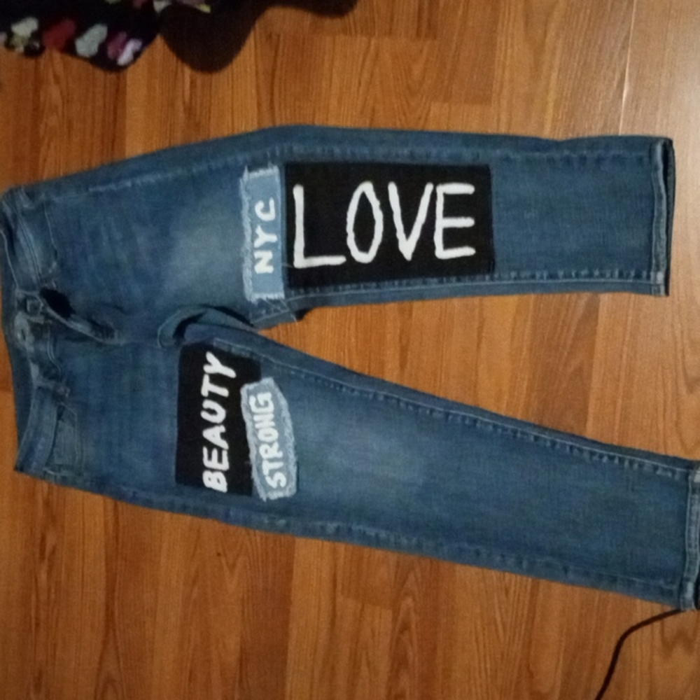 EUC SOHO WEEKENDER JEANS